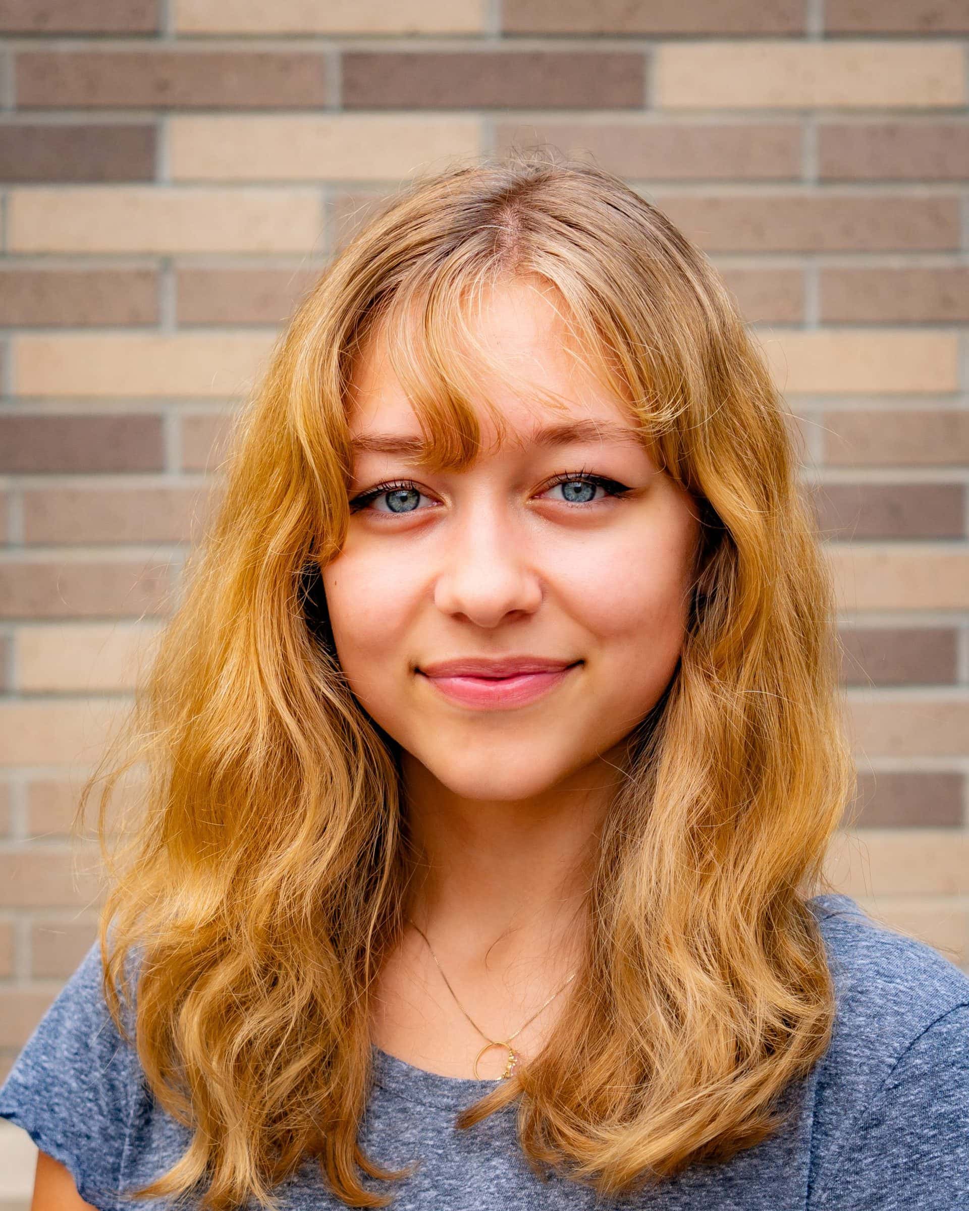 Chloe_Nelson Cast